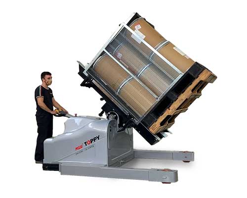 Efficient and reliable pallet inverter system for material handling